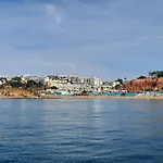 Soleil- E Espaçoso Apartamento *